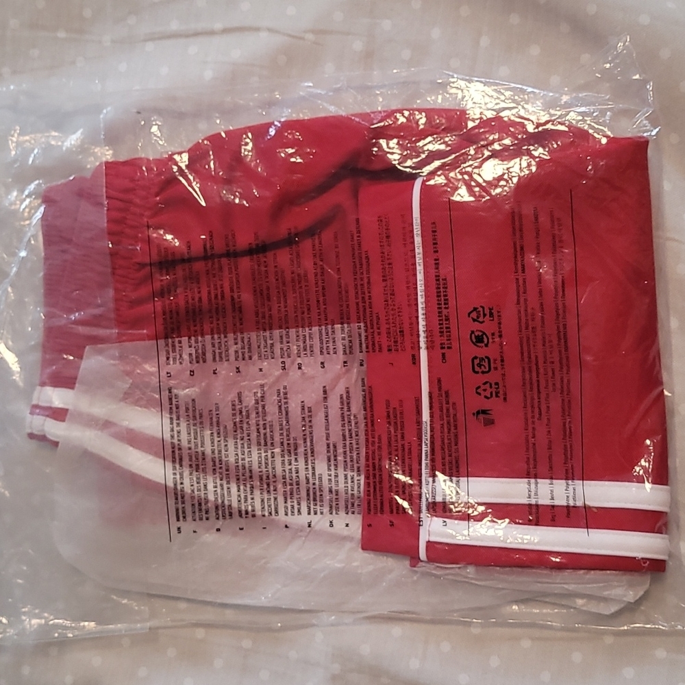 Adidas Red Squadra Soccer Shorts NWT - Picture 3 of 4